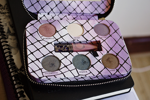 urban decay feminine palette urban decay feminine palette