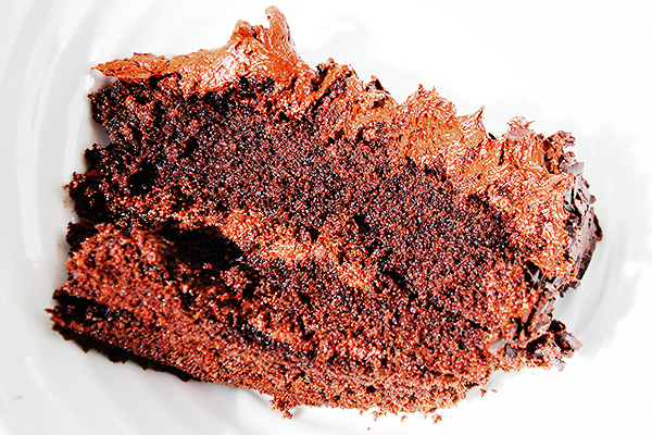 vegan chocolate fudge cake